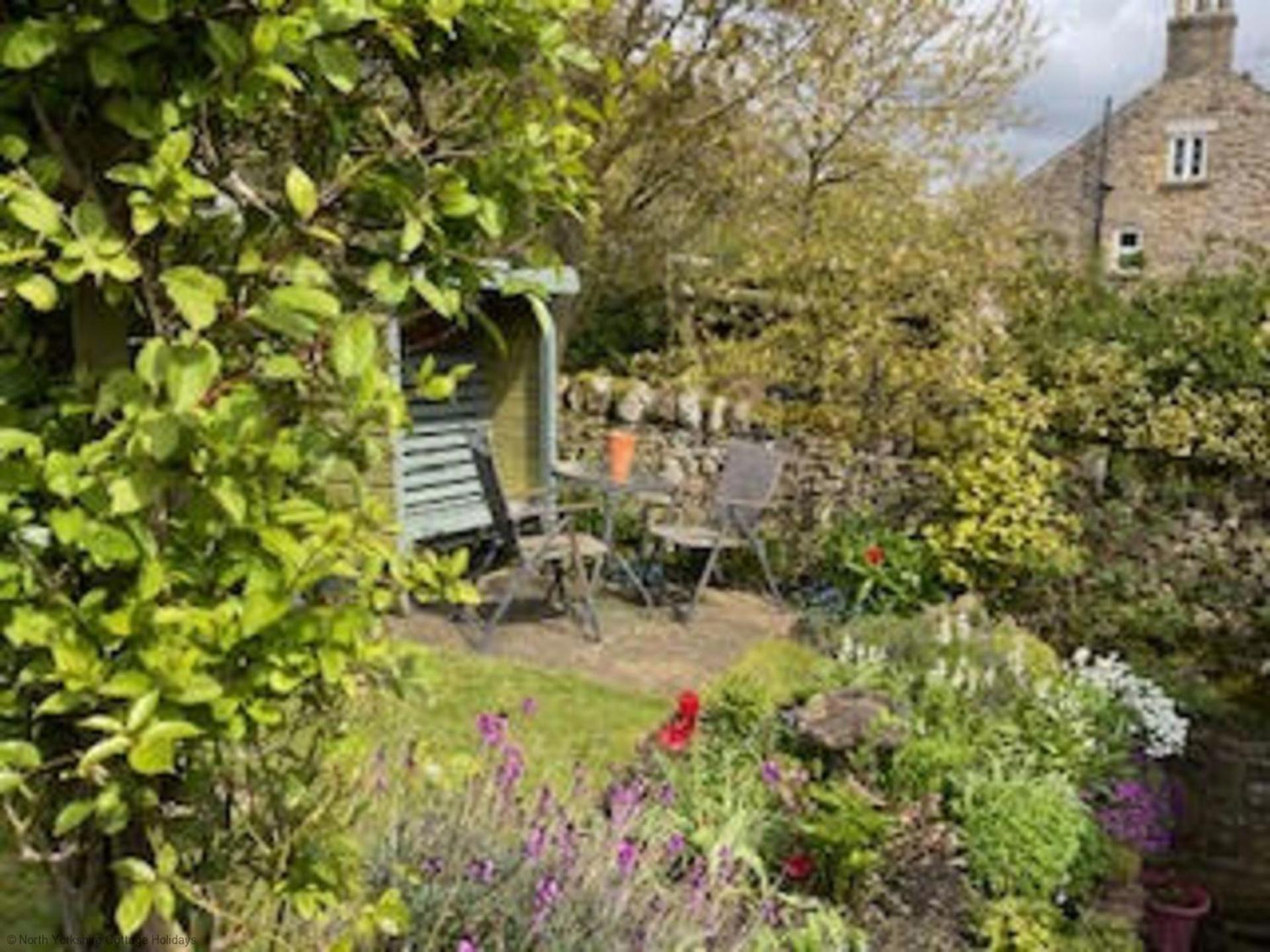 Picturesque Stone Cottage In The Heart Of North Yorkshire Village - Hideaway Cottage 외부 사진